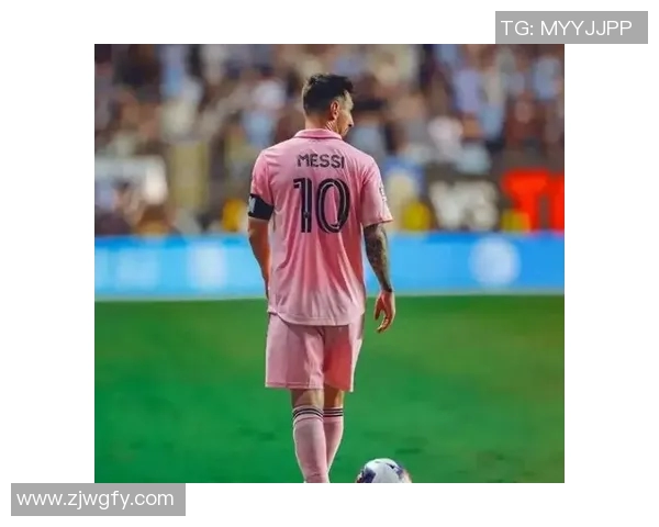 足球明星精彩瞬间高清射门照片集锦尽显球场魅力与技术之美